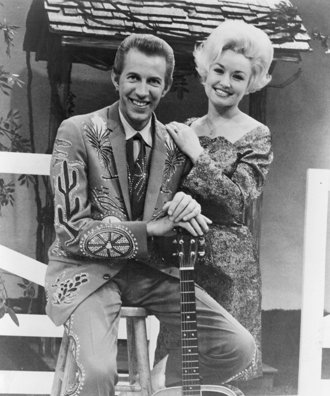 Porter Wagoner and Dolly Parton in a 1969 publicity photograph.